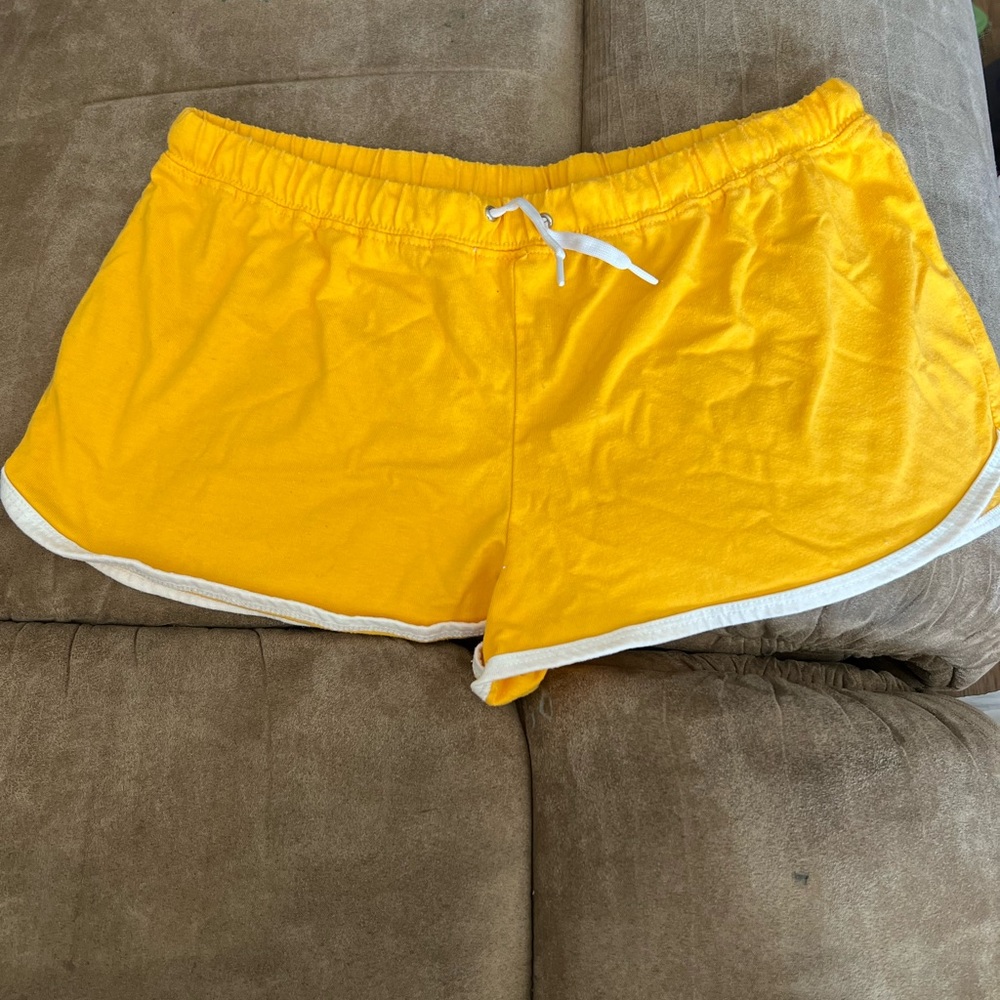 Women’s Size Medium GTM Shorts